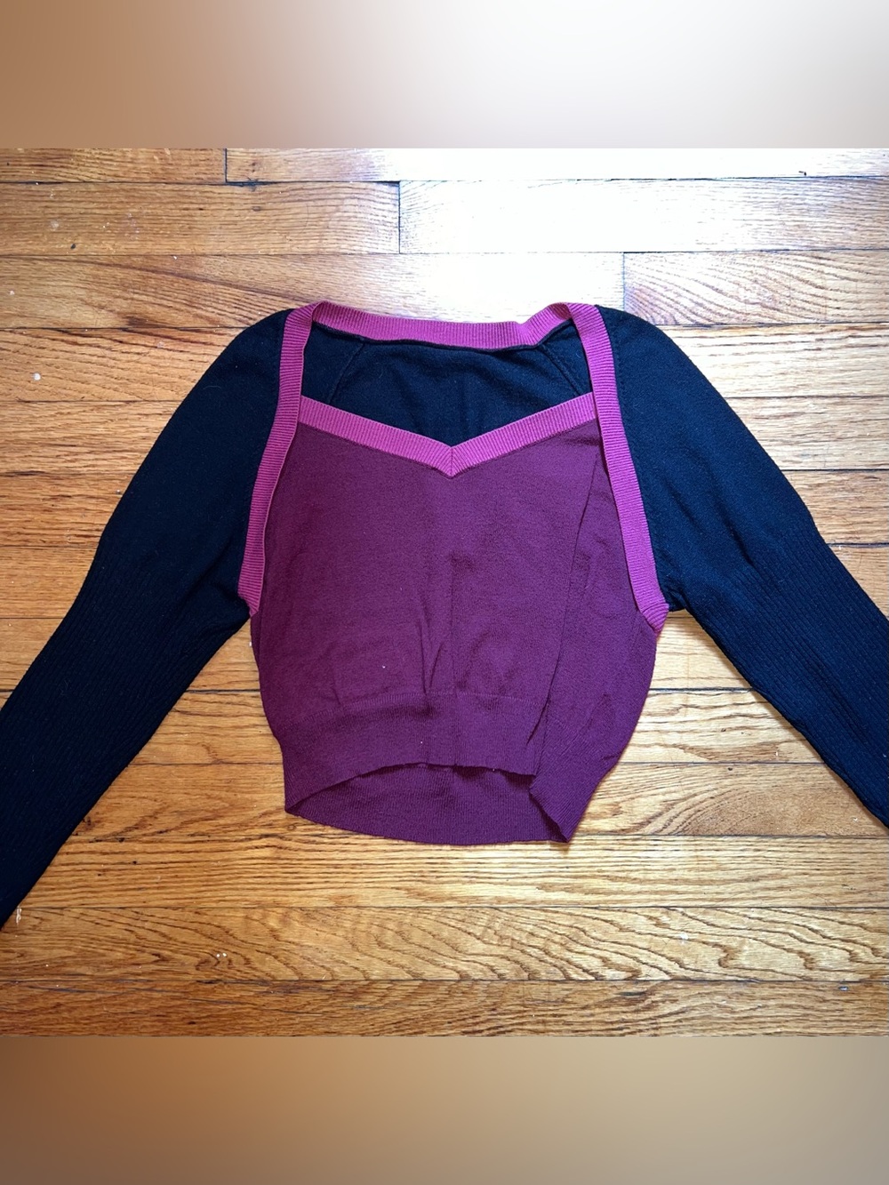 vintage black/burgundy 2 in 1 color block sweater